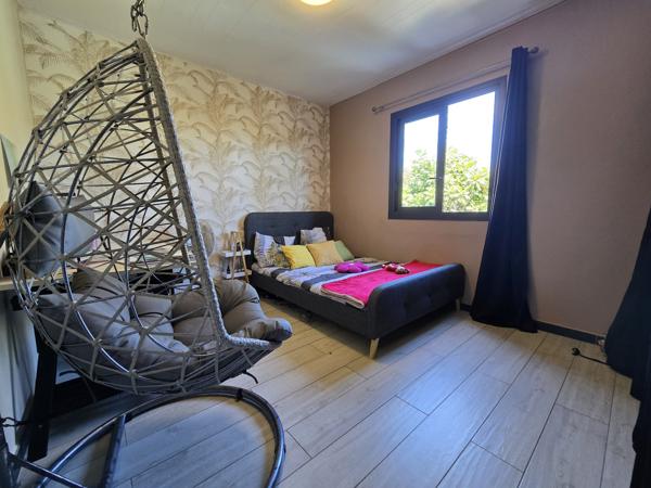 Rare dans ce secteur - Superbe Villa Familiale avec Piscine et Vue Océan – Terre Sainte, Saint-Pierre