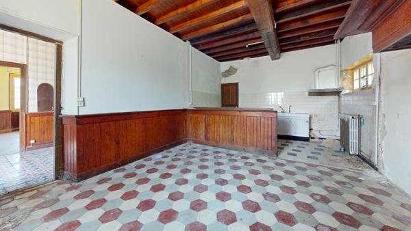 Bâtisse de 1844 à rénover ? Gros potentiel au coeur d'un village calme, entre Mauléon et Saint-Jean-Pied-de-Port