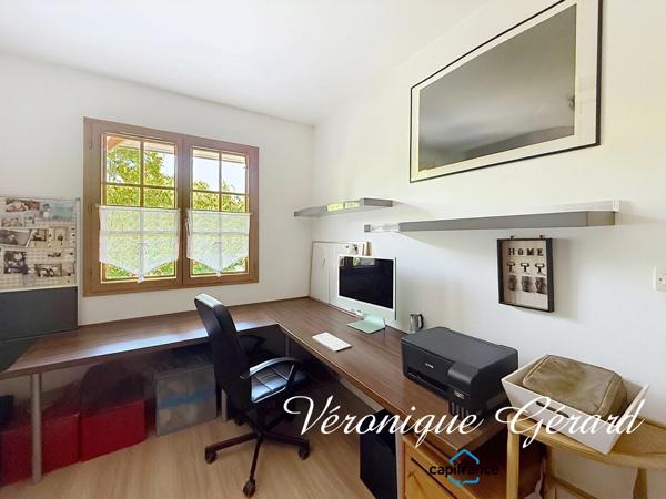 Maison Plain-Pied de 173 M² 6 chambres sur plus de 3000 m² de terrain.