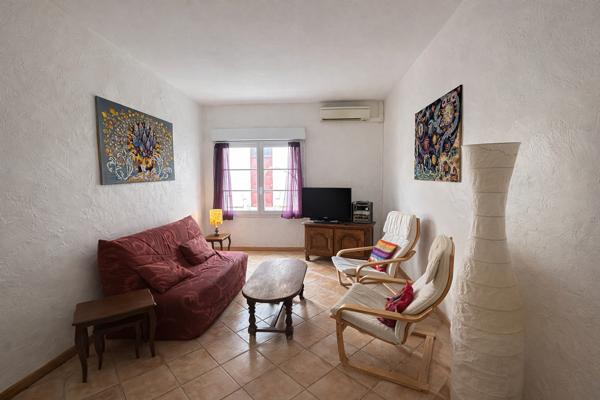 Maison de caractère pierres apparentes jardin centre Fouras, à 5 min des plages Fouras Maison de caractère pierres apparentes jardin centre Fouras, à 5 min des plages Fouras
