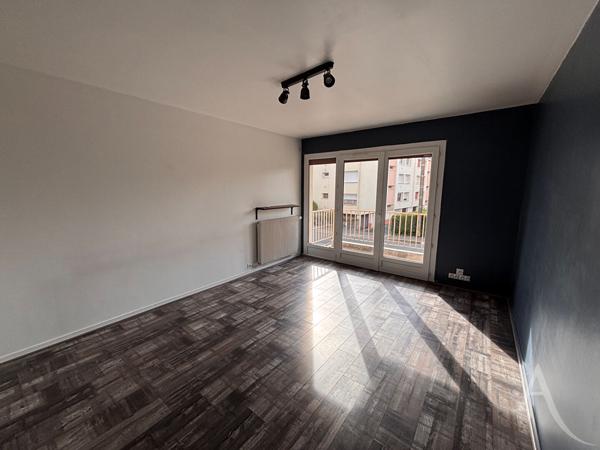 Appartement T3 avec balcon et garage