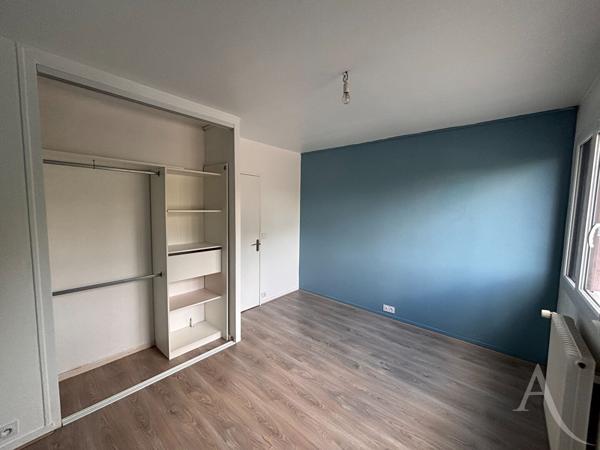 Appartement T3 avec balcon et garage