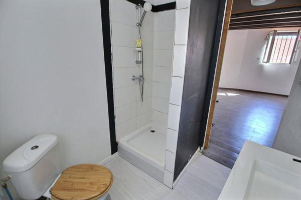 A VENDRE AUCOEUR DE CABESTANY MAISON DE VILLAGE EN R+1