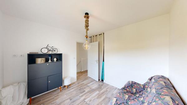 MAISON 3 FACES - JARDIN - GARAGE - PISCINE - LA PINÈDE DE LÉZIGNAN