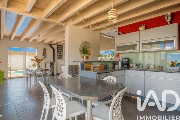 Maison à vendre 5 pièces 175 m² Sainte-Soulle