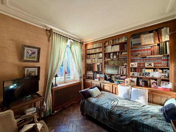 Vente Maison 9 pièces 253 m2 à Coulommiers