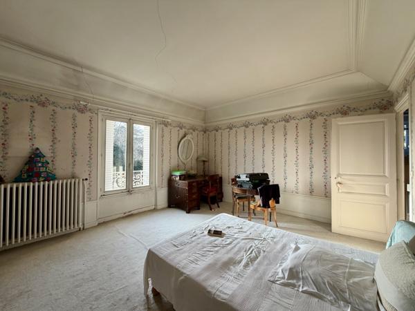 Vente Maison 9 pièces 253 m2 à Coulommiers