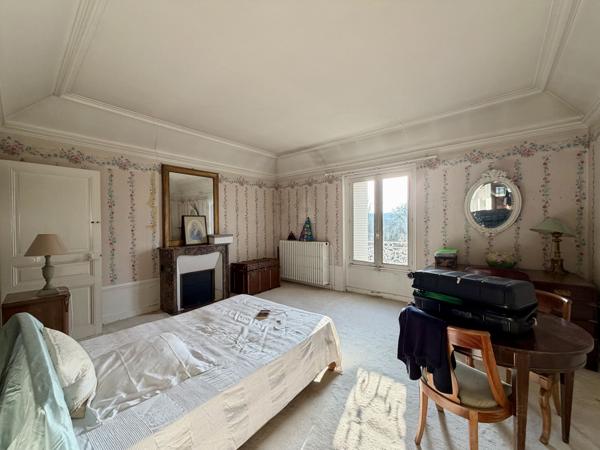 Vente Maison 9 pièces 253 m2 à Coulommiers