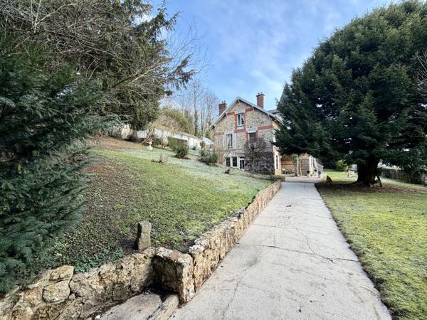 Vente Maison 9 pièces 253 m2 à Coulommiers