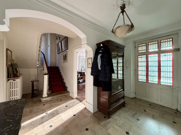 Vente Maison 9 pièces 253 m2 à Coulommiers