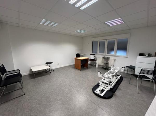 Location Bureau 23 51100 Reims 807729