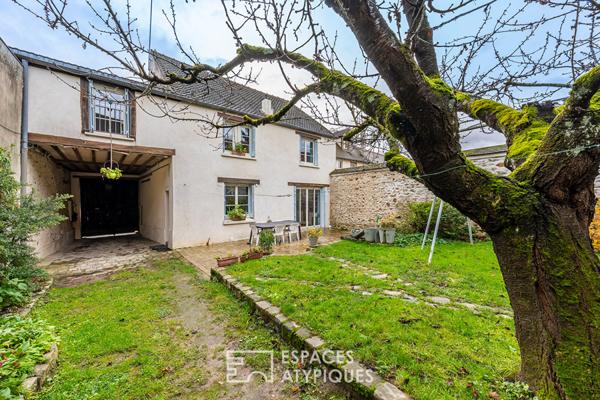 La maison de ville et sa grange à rénover