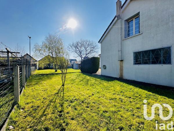 Maison 6 pièces de 120 m² à Fleury-les-Aubrais (45400)