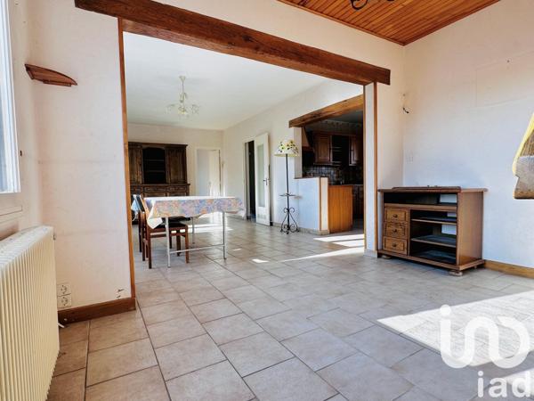 Maison 6 pièces de 120 m² à Fleury-les-Aubrais (45400)