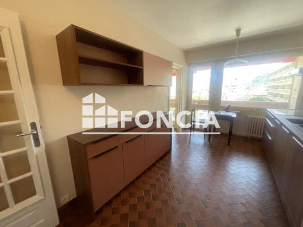 Location Appartement 5 pièces 93.36 m² - Saint Jean De Maurienne 73300