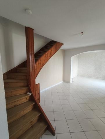 Grande maison familiale en parfait état, jardin, DPE C, proche tramway et axes A71/A75 - Clermont ferrand
