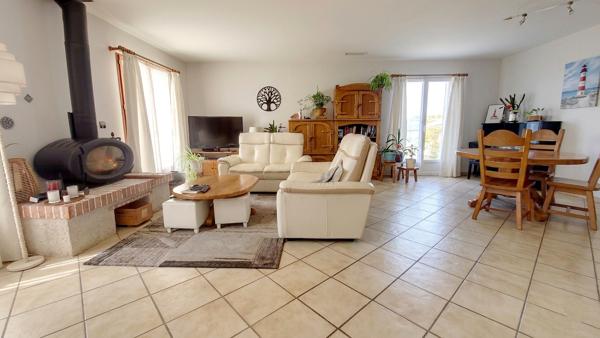 Maison Le Taillan Medoc 154 m2 sur 1000m² de jardin et piscine