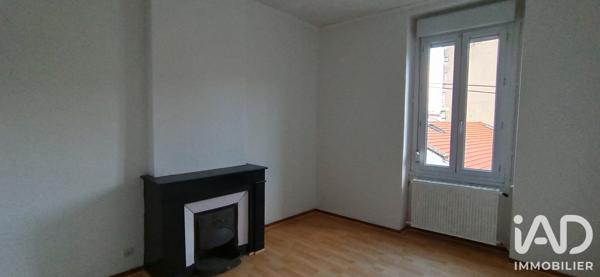 Location appartement 3 pièces 48,12 m² Saint-Étienne