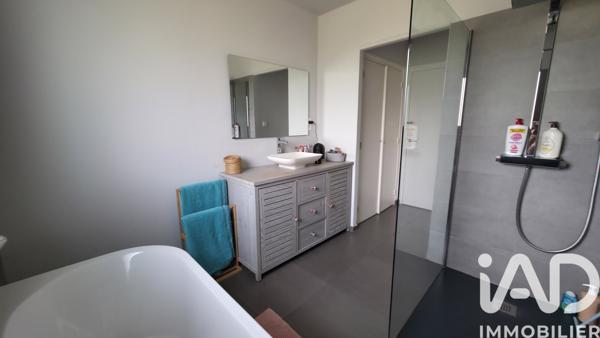 Maison à vendre 5 pièces 141 m² Veauche