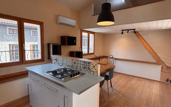 Maison à vendre    4 pièces •  Joyeuse