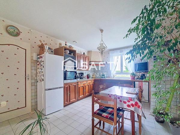 Maison - 5 pièces - 90m²