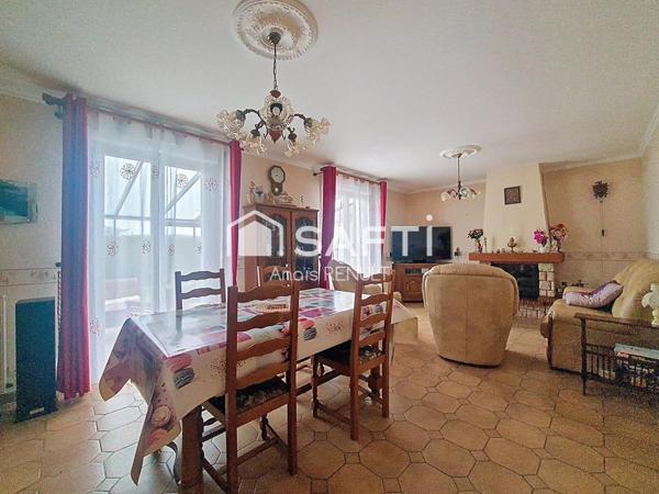 Maison - 5 pièces - 90m²