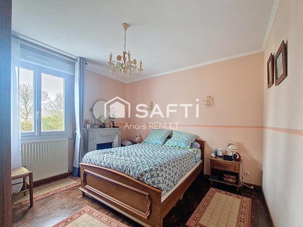 Maison - 5 pièces - 90m²