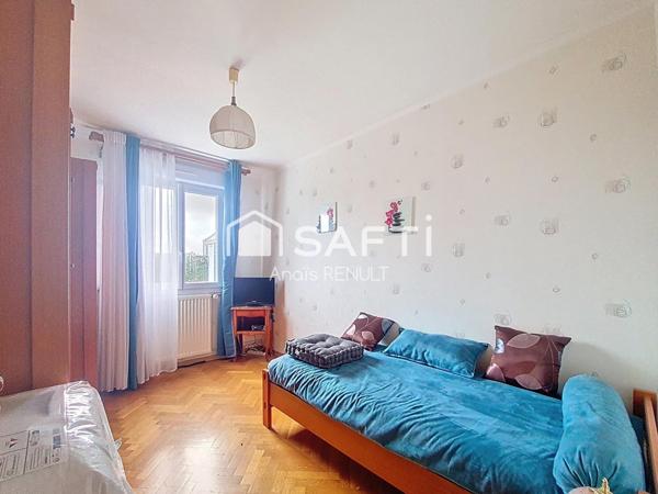 Maison - 5 pièces - 90m²