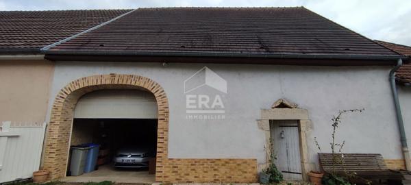 Maison Tavaux 6 pièce(s) 167 m2 + dépendances + garages....