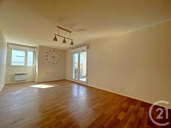 Appartement T3 à vendre  4 pièces - 66,84 m 2   COLOMIERS  - 31