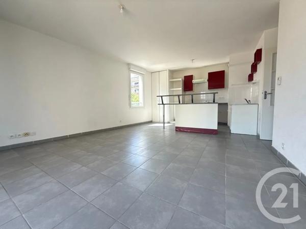 Appartement T3 à vendre  4 pièces - 66,84 m 2   COLOMIERS  - 31