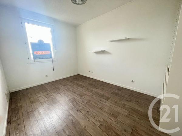 Appartement T3 à vendre  4 pièces - 66,84 m 2   COLOMIERS  - 31