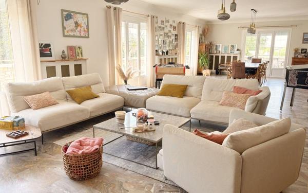 Maison à vendre    6 pièces •  Favières