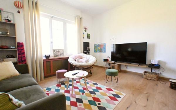 Maison à vendre    6 pièces •  Favières