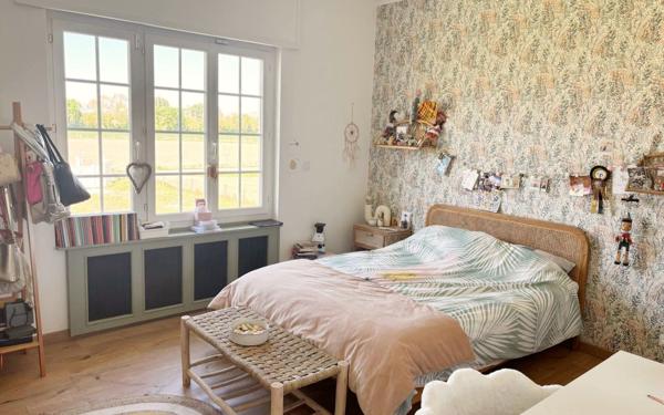 Maison à vendre    6 pièces •  Favières