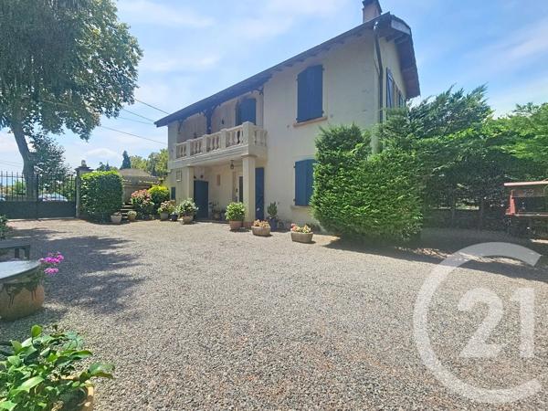 Maison à vendre  5 pièces - 114,61 m 2   SALIES DU SALAT  - 31