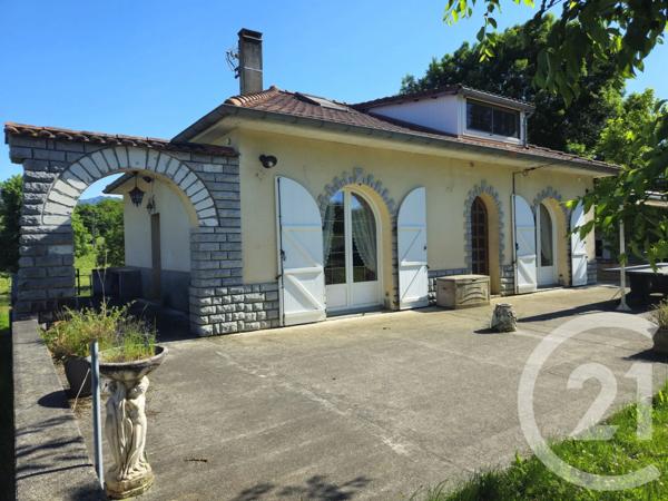 Maison à vendre  5 pièces - 114,61 m 2   SALIES DU SALAT  - 31