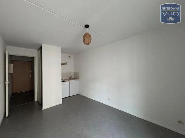 Appartement à louer 1 pièce 20.53m² Chambéry (73000)