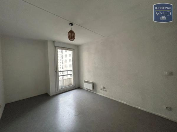 Appartement à louer 1 pièce 20.53m² Chambéry (73000)