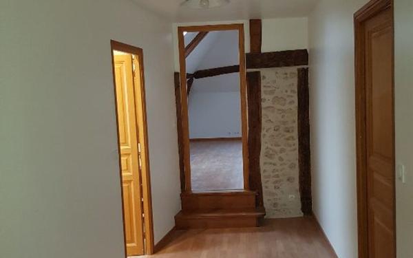 Appartement à louer    2 pièces •  Lorrez-le-Bocage-Préaux