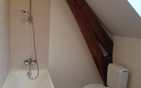 Appartement à louer    2 pièces •  Lorrez-le-Bocage-Préaux