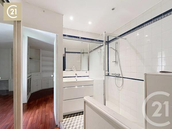 Appartement T5 à vendre  5 pièces - 156 m 2   BEZIERS  - 34