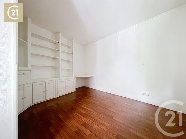 Appartement T5 à vendre  5 pièces - 156 m 2   BEZIERS  - 34
