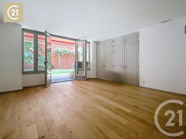 Appartement T5 à vendre  5 pièces - 156 m 2   BEZIERS  - 34