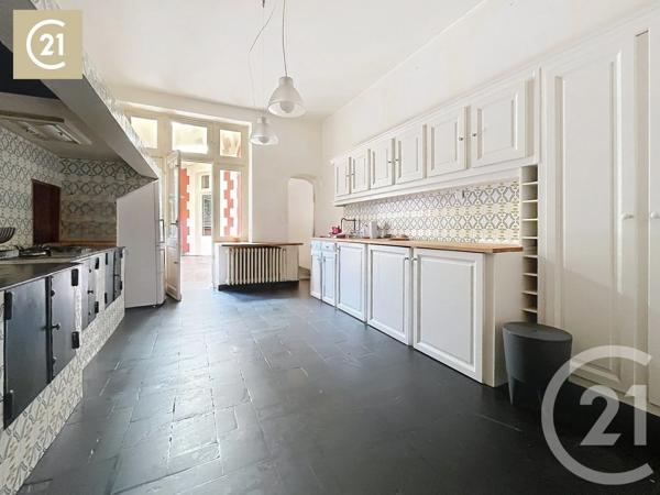Appartement T5 à vendre  5 pièces - 156 m 2   BEZIERS  - 34
