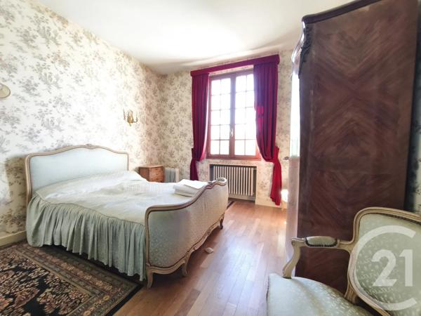 Maison à vendre  9 pièces - 180 m 2   AUBENAS  - 07