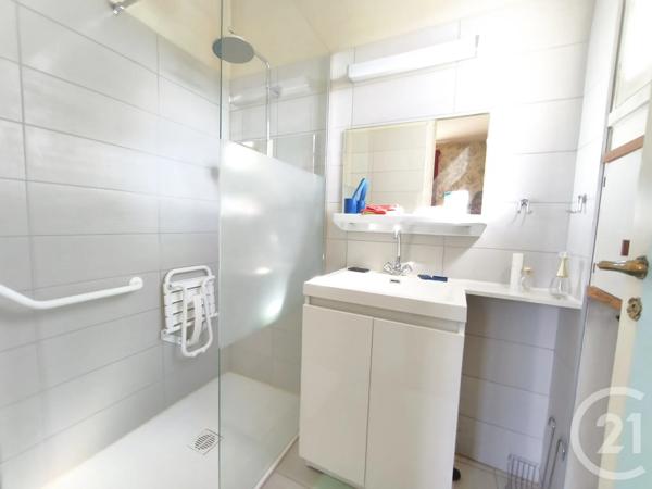 Maison à vendre  9 pièces - 180 m 2   AUBENAS  - 07