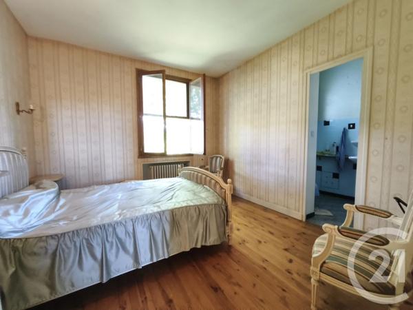 Maison à vendre  9 pièces - 180 m 2   AUBENAS  - 07