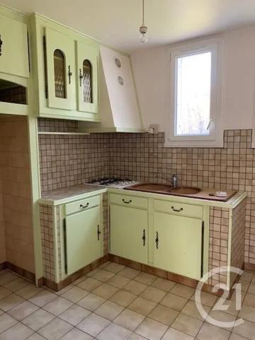 Appartement F3 à vendre  3 pièces - 54,86 m 2   NERIS LES BAINS  - 03