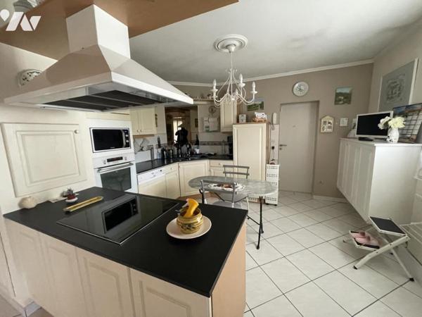 BOUAYE (secteur château Bois de la Noé) MAISON 94m² sur terrain de 879m²